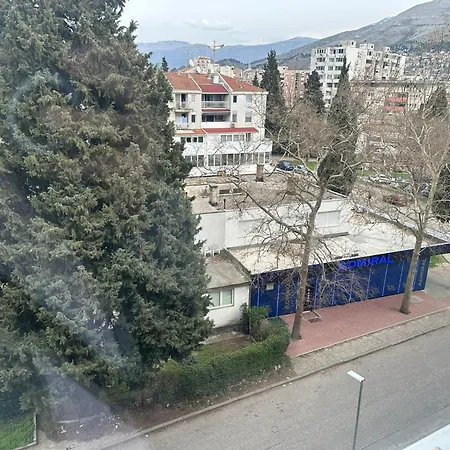 Meggie Urban * Mostar